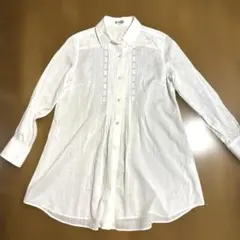 ピッコーネホワイト刺繍入り長袖シャツ