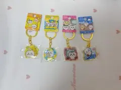 ちいかわ　ご当地キーホルダー　全4種