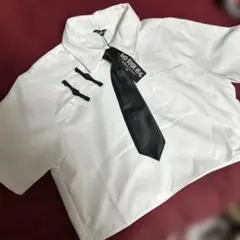 ‼️SALE‼️ ホワイト クロップド シャツ ブラック ネクタイ 付き