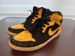 NIKE 黒/黄色 ハイカットスニーカー