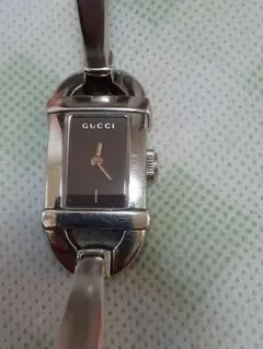 稼働 新品電池 GUCCI ピンクダイヤル 腕時計 1900L - メルカリ