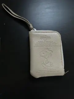 スヌーピー パスケース ベージュ