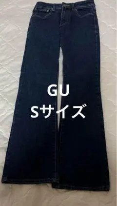 CU フレアパンツデニムパンツレディース デニムフレアパンツ．Sサイズ
