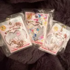 【即購入可】サンリオキャラクターズ　シャカシャカフレークシール風チャーム　3点