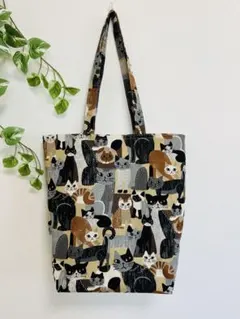 ハンドメイド　猫柄トートバッグ　買い物バッグ　エコバッグ　（猫いっぱい柄）茶色のサムネイル
