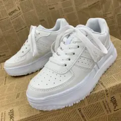 新品★レディース★23.0cm★厚底 軽量 Fレザースニーカー 白 3411