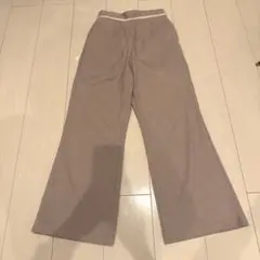 ピンクベージュ ワイドパンツ Mサイズのサムネイル