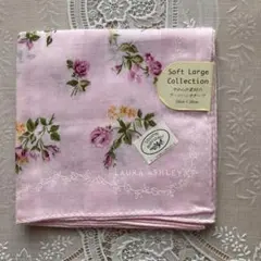 母の日　LAURA ASHLEY ラージハンカチーフ