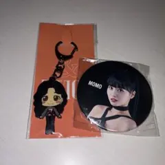 TWICE MOMO モモ fake＆true キーホルダー　缶バッジ