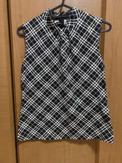 ✨希少✨BURBERRY ノースリーブベスト サイズ40 黒　ノバチェック 2025年最新】バーバリーノースリーブの人気アイテム - メルカリ