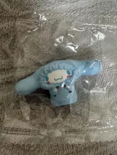 シナモロール　サンリオキャラクターズ　むぎゅぎゅ!パーカーフィギュア