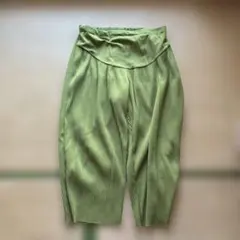 マタニティボトムス　グリーン プリーツパンツ Lサイズ