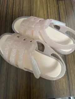 キッズ　サンダル　ラメピンク