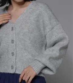 スパンコール入りVネックカーディガン