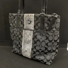 シグネチャー トートバッグ