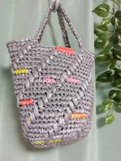 Item thumbnail for item 99d975b5-2937-4b02-adf9-0df116f8749a