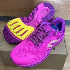 ニュートン　ランニング　23cm
