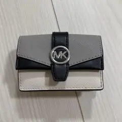 Michael Kors 3つ折り財布 新作 グレー/ブラック