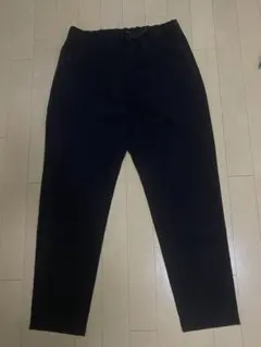 HELLY HANSEN. ブラックパンツ