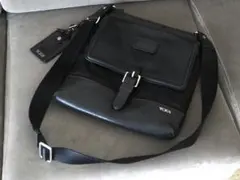 本革 ショルダーバッグ