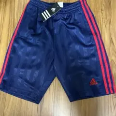 adidas ハーフパンツ　160センチ