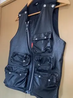 投稿7月10日までCOMME CA DU MODE MEN レザーベスト - メルカリ