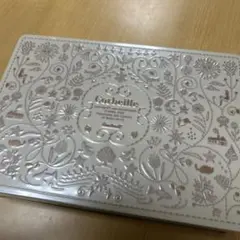 花と動物の装飾缶