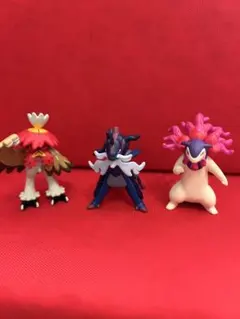 ポケモンフィギュア 16体セット ピカチュウ収納ケース付き - メルカリ