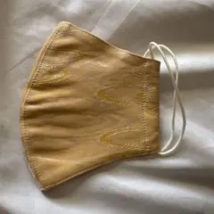 波模様刺繍 ベージュ立体型マスク