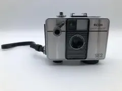 ☆最上美品！☆リコーオートハーフSE2ブラック☆未開封36枚撮りフィルム付き！☆ ☆最上美品！☆リコーオートハーフSE2☆