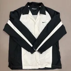 ナイロンジャケット