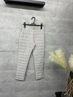 【新品】ダウンパンツ、Mサイズグレージュ スタイリッシュ