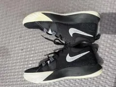 NIKE Kyrie Flytrap 5 Black Red 25cm - メルカリ