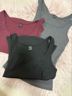SHEIN リブタンクトップ 3枚セット 試着のみのサムネイル