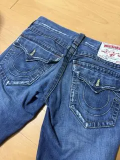 スキニーフレア