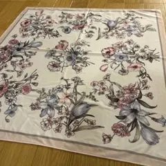 フラワーパターン シルク風スカーフ