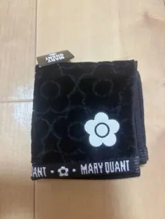 【新品タグ付き】MARY QUANT タオルハンカチ 黒 デイジー