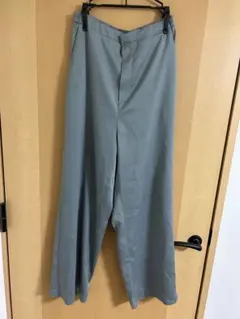 【送料無料】UNIQLO ユニクロ リラックスサテンストレートパンツ