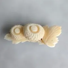 白色珊瑚 帯留 サンゴ 菊花 アンティーク 和装 着物 和装小物 え9
