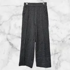 Item thumbnail for item edfdbbba-8e8d-4276-a6b1-4a49683b041b
