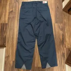 Item thumbnail for item 16b0219d-f4b4-4c40-8bac-380d6b8d798f