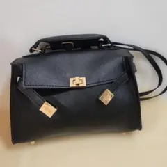 AHKAH アーカー ショルダーバッグ