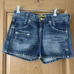 リーバイス　デニムショートパンツのサムネイル