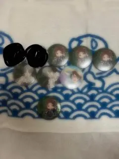 浦島坂田船 ハロパ 2024 うらたぬき 仮面舞踏会 等身 缶バッジ | Mercari