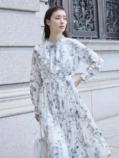 r*u様 （極美品）FRAY ID ネックフリルプリーツプリントワンピース