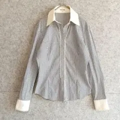 美品【コムサデモード】 ピンストライプ レース襟 ストレッチ ブラウス (7)