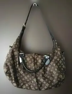 Item thumbnail for item 1135e7bd-e806-4d3a-9b88-82027e60ddc2