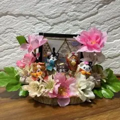 U^ェ^Uワンちゃんのひな祭り　どんぐりアート丸太オブジェ