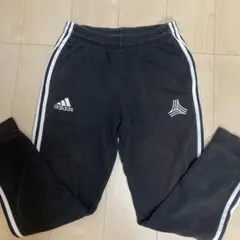 （86） adidas スウェットパンツ　ジョガーパンツ ブラック　アディダス