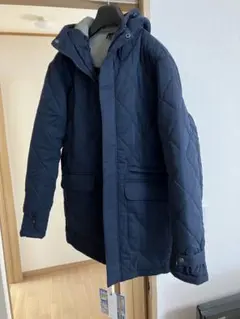 ネイビー キルティングジャケット フード付き